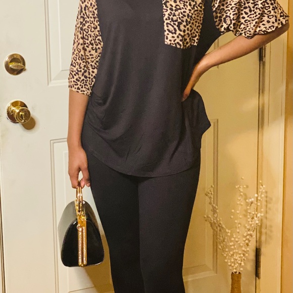 2-Piece Set - Picture 4 of 5